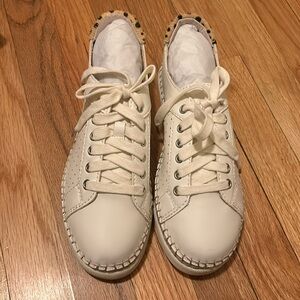 NWT dolce vita off white Stella morris sneaker